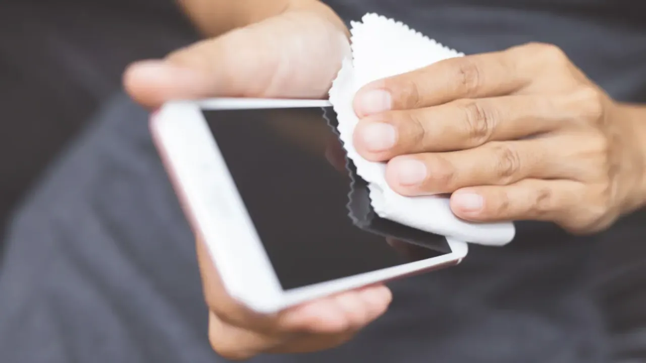 Como Limpar a Tela do Celular